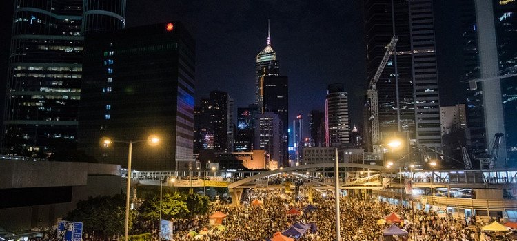 高貴的鬱躁─《鬱躁的城邦:香港民族源流史》推薦序 高貴的鬱躁─《鬱躁的城邦:香港民族源流史》推薦序