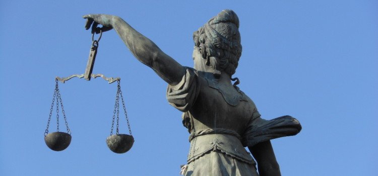 貝氏說服:檢察官怎麼影響法官判決 貝氏說服:檢察官怎麼影響法官判決