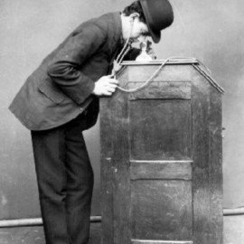 「密室」協商的光明面與黑暗面