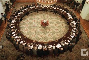 Round-Table-679x456