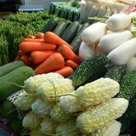 菜市場政治學賣菜大解析：四週年紀念專文