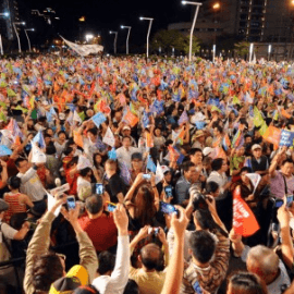 台灣政治是怎麼兩極化的？