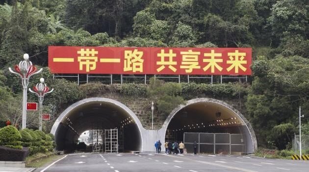 中國一帶一路倡議的陰暗和挑戰 中國一帶一路倡議的陰暗和挑戰