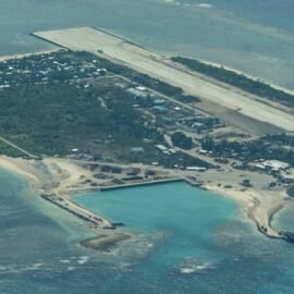 中國、美國在南海的戰略競爭及影響 中國、美國在南海的戰略競爭及影響